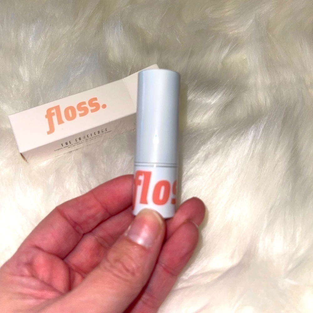 New!! Floss The Concierge Cheek and Lip Tint-Sandals